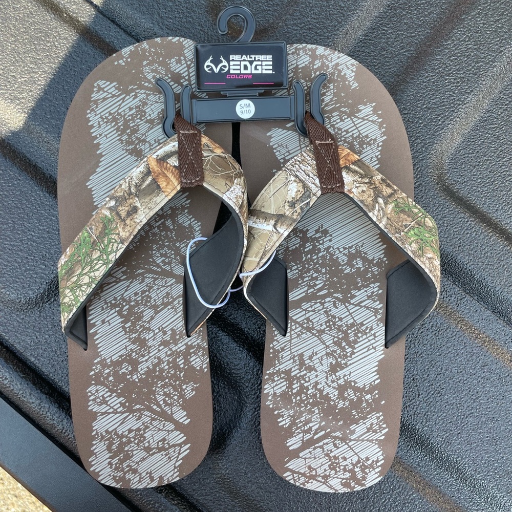 Realtree EDGE Mens Flip Flop Brand New with Tags